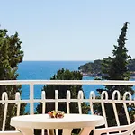 Appartamento 50 Meter Bis Zum Mit Meerblick, Kueche, Wlan, Klima