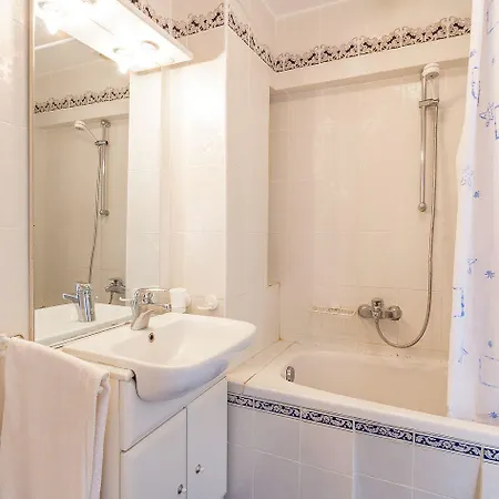 50 Meter Bis Zum Mit Meerblick, Kueche, Wlan, Klima Apartament *