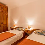 50 Meter Bis Zum Mit Meerblick, Kueche, Wlan, Klima Apartment